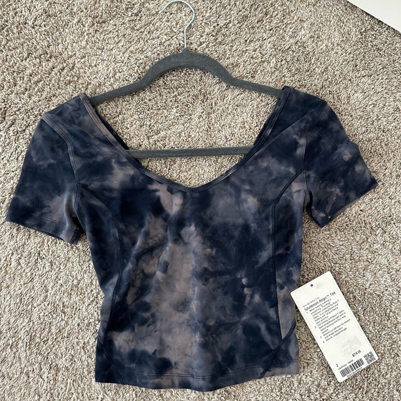 Lululemon Align Tee, NWT - Picture 2 of 3